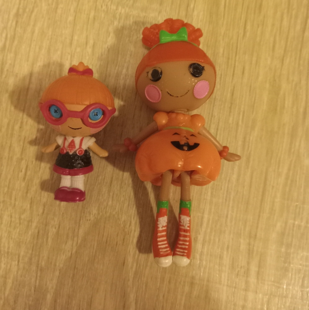 Lalaloopsy bundle of pumpkin exclusive and mini glasses doll figure